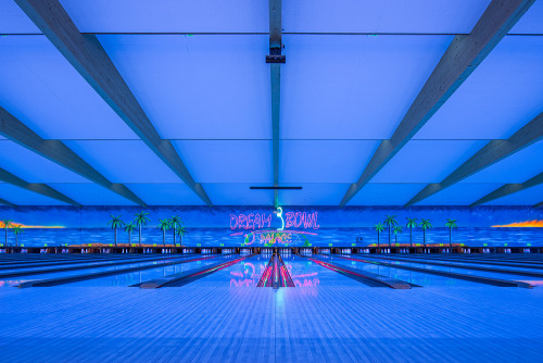 XXX thekhooll:  Bowling Alleys Robert Götzfried photo