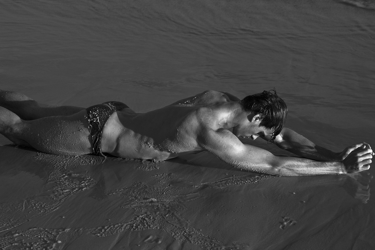 revorish: MADE IN BRAZIL  Leonardo Dinali  by Cristiano Madureira x Made In Brazil