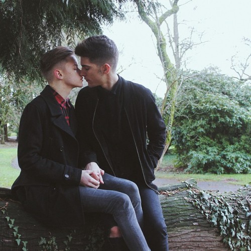 https://gaysoki.tumblr.com/post/143317432743