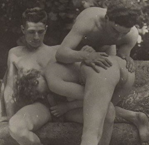 giftvintage:  vintage group sex