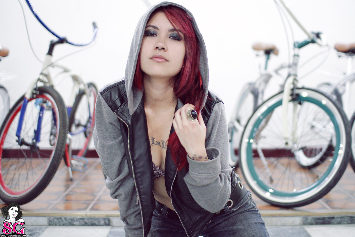 sglovexxx:  Ellys Suicide