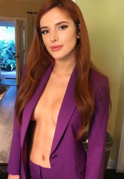 prettycelebsandcosplayers:  Bella Thorne