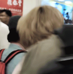 kandycute:  Sunny so cute running to Grandpa ㅠㅠㅠ 