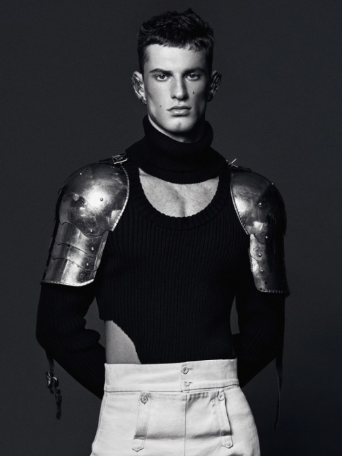  David Trulik - shot by Bartek Szmigulski - styled by Kieran Fenney - for L’Officiel Hommes Poland -