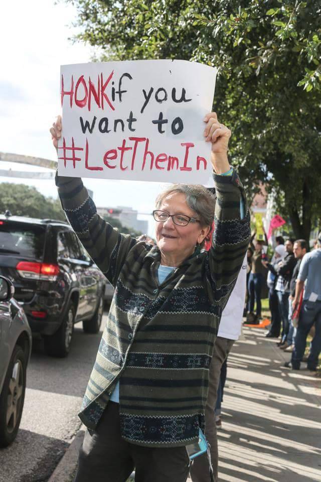 fuckyeahmarxismleninism:  Houston: Texas Stands for Syrian Refugees, November 22,
