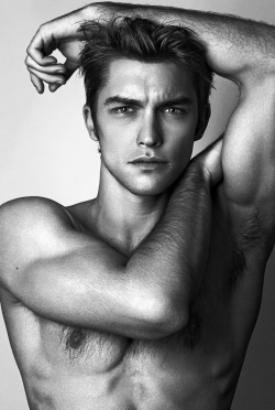 ninioloco:Lucas Garcez 