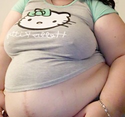 samanthavanity83:  Feeling very fat tonight 💚💚💚