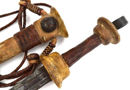 peashooter85:  Shona dagger, Zimbabwe, 19th century or early 20th centuryfrom Sofe