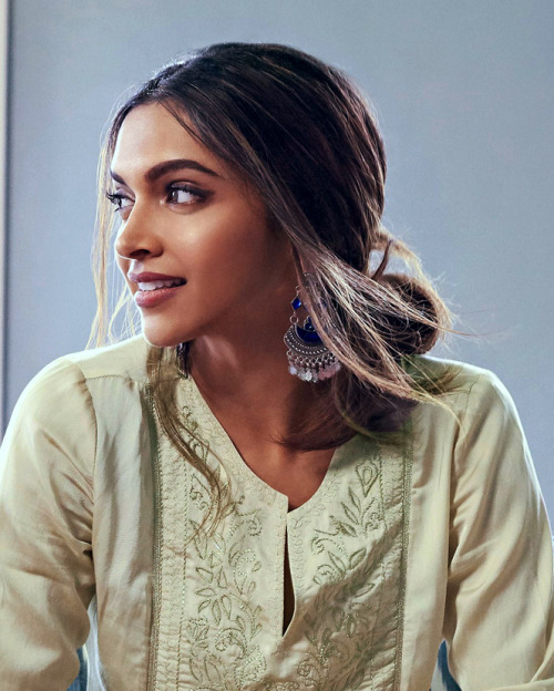 confessionsofabollywoodgirl:All About You Fashion Line - Deepika Padukone