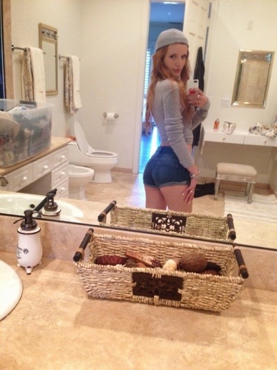 sexycelebssexy:  Bella Thorne