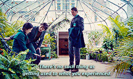 heateus meme » six scenes [5/6]↳ It’s the ugliest thing in the world.