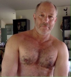 horny-dads:  Real Sexy Dad horny-dads.tumblr.com  