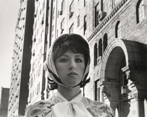 artmastered: Cindy Sherman, works from the Untitled Film Stills series, 1977-78, gelatin silver