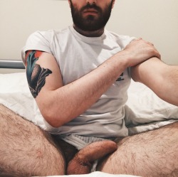 scruffyasfuck:🤤