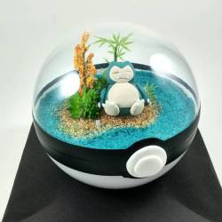 dare-mightythings: sosuperawesome:   Poké Ball Terrariums and Pokémon Figurines by Rinyrinri on Etsy See our ‘Pokémon’ tag  Follow So Super Awesome: Facebook • Pinterest • Instagram    Um this might just be a thing I’ve always wanted but