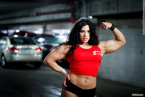 powerviking:  hey look! Jessica Scofield.  Pretty and sexy dangerous combination
