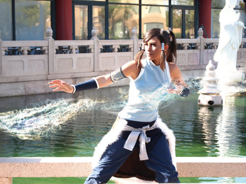 cosplayersunited:  Korra Cosplay - Waterbending by *Aicosu    