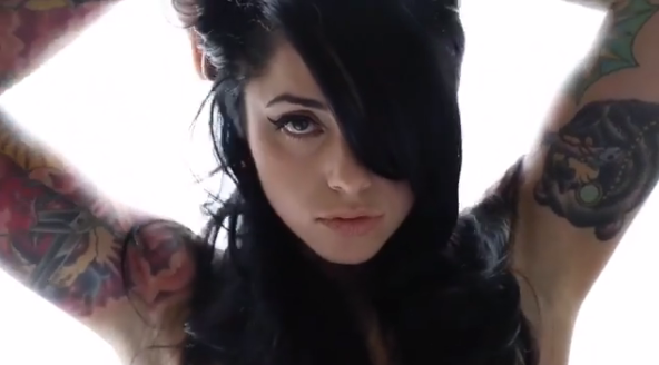 radeo-suicide-girl:  Siempre bella