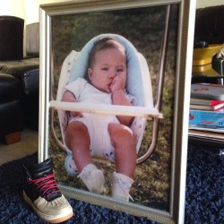 timothydelaghetto:  So for my bday my parents got me a big ole framed baby picture of me. Lol is that not hilariously adorable!? (Put the shoe there so y’all can see how big this shit is 😂)