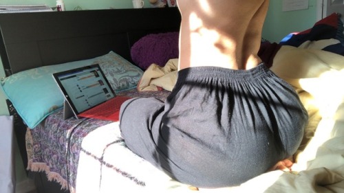 8oolin:waist on 0, booty hero