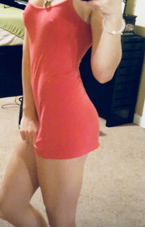 youngwifecurious: Good morning  Me
