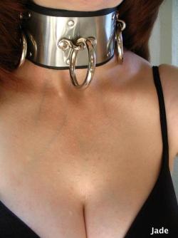 gorgeous-blindfolds-collars:  Me