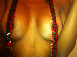 girl-vs-sex:  Merry Christmas and a happy Topless Tuesday, everyone!  Merry Christmas to me! Lol