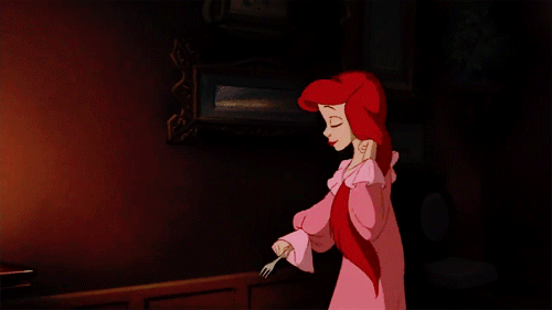 disneygoldmine:  Disney princesses gave me unrealistic expectations about hair