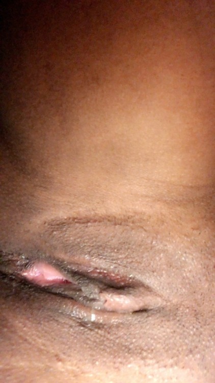 pinkchampagnede: Moist