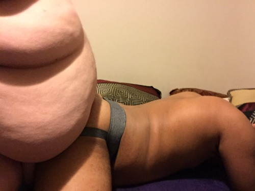 lovemenofallsizes:  A little fun tonight  Soooooooooooooooooooooo jealous. Stupid space/time problems