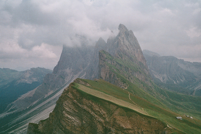 cerceos:  Thomas Luong Bavington - Dolomiti 