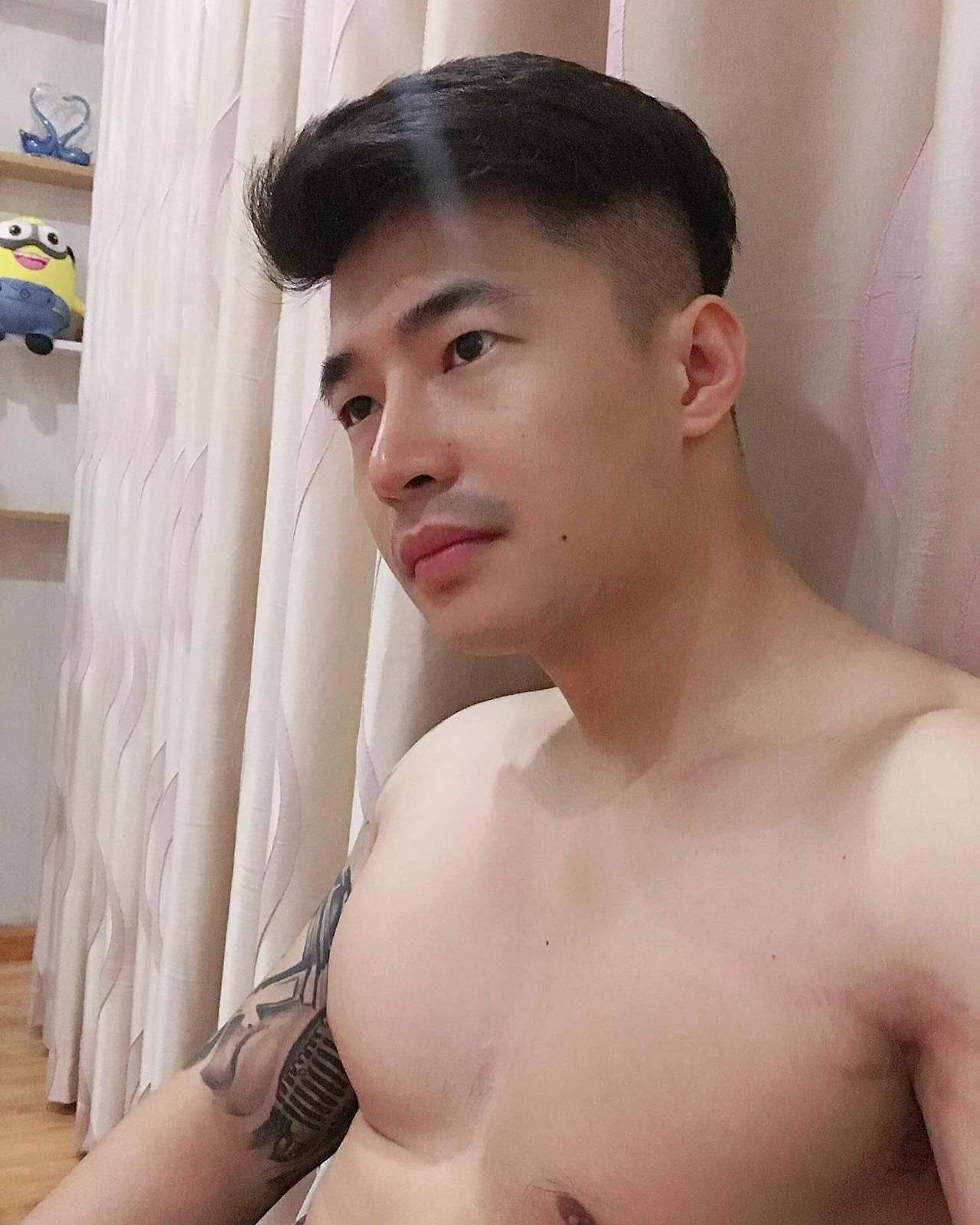 vietmalebeauty:  aznboysparadise:  IG: kienhip  Kien Duy Nguyen