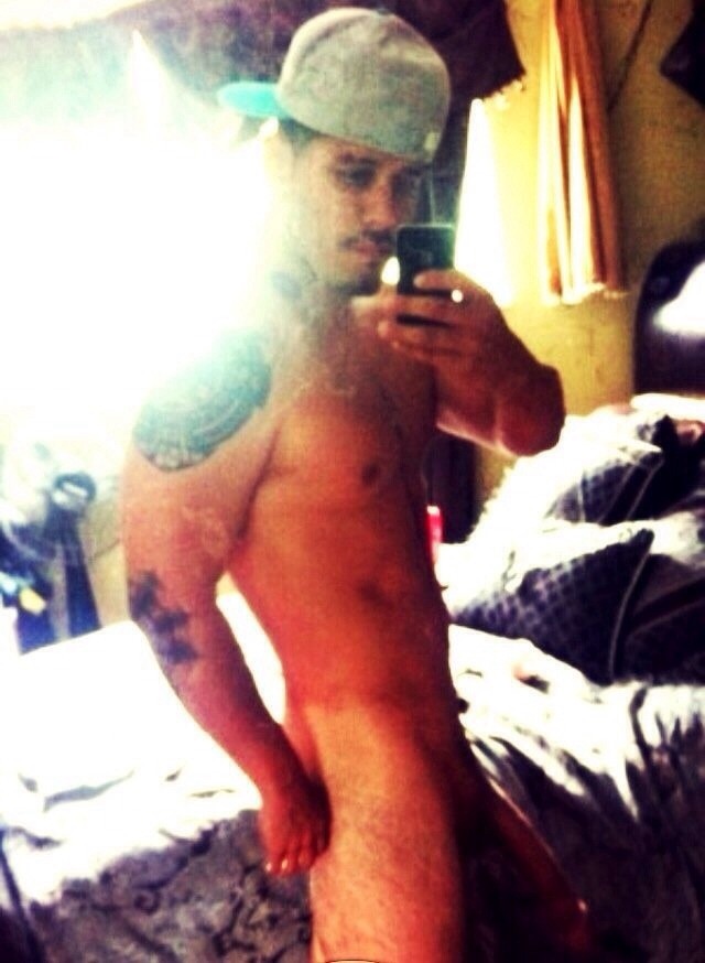 latinbastards:  www.facebook.com/latinbastards