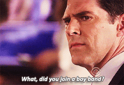 maributerfly:  In which the BAU is fascinated by Reid’s hair. 