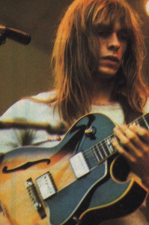 Steve Howe (Yes)