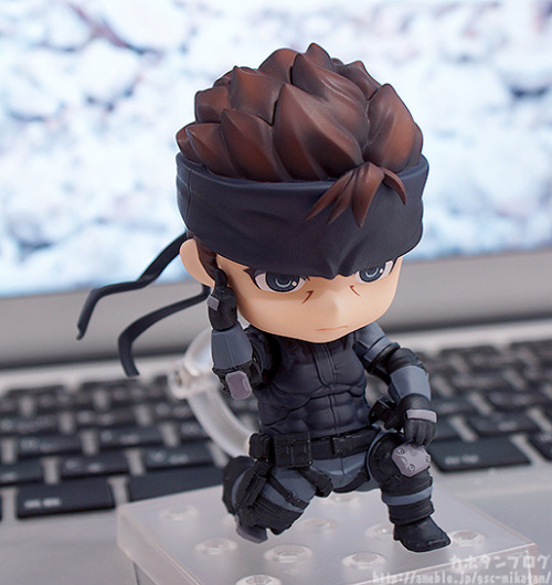 Nendoroid Solid Snake! っ(*´Д`) -source- If you live in Indonesia and want to buy this nendo, it cost around 475.000 IDR -shop-