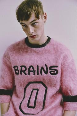 mustiest:  Hero Magazine - Robert Sipos in Bobby Abley ph. Harry Carr [x] 