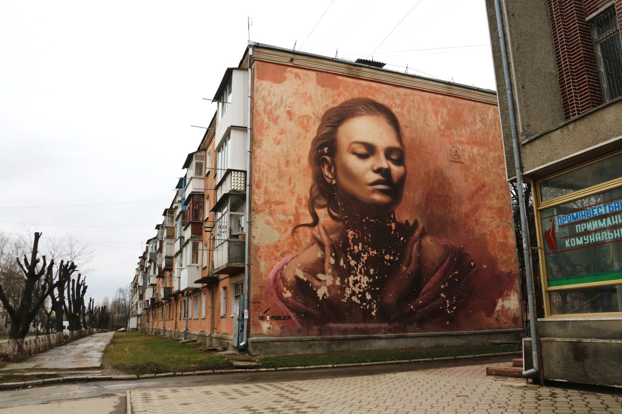 VERY PRIVATE ART - crossconnectmag: Street art by Julia Volchkova ...