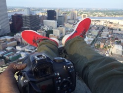 neferbadmon:  Rooftops with kierrawest &amp; gr8mnd good vibes .. great times  .. capturing these journeys eye wanna remember forever becuzz these will be the best memories. 