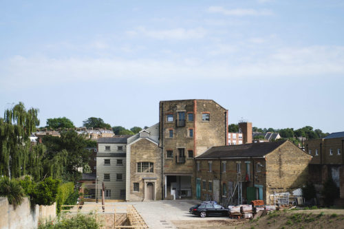 magicalhometoursandstuff:This is fabulous- it’s a cavernous condo in a converted old brewery, called