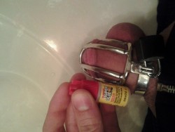 mastera6:  vbmike:  12/17/13 - Super glued my lock shut.  These situations always make me laugh…this boy is in for a fun time. 