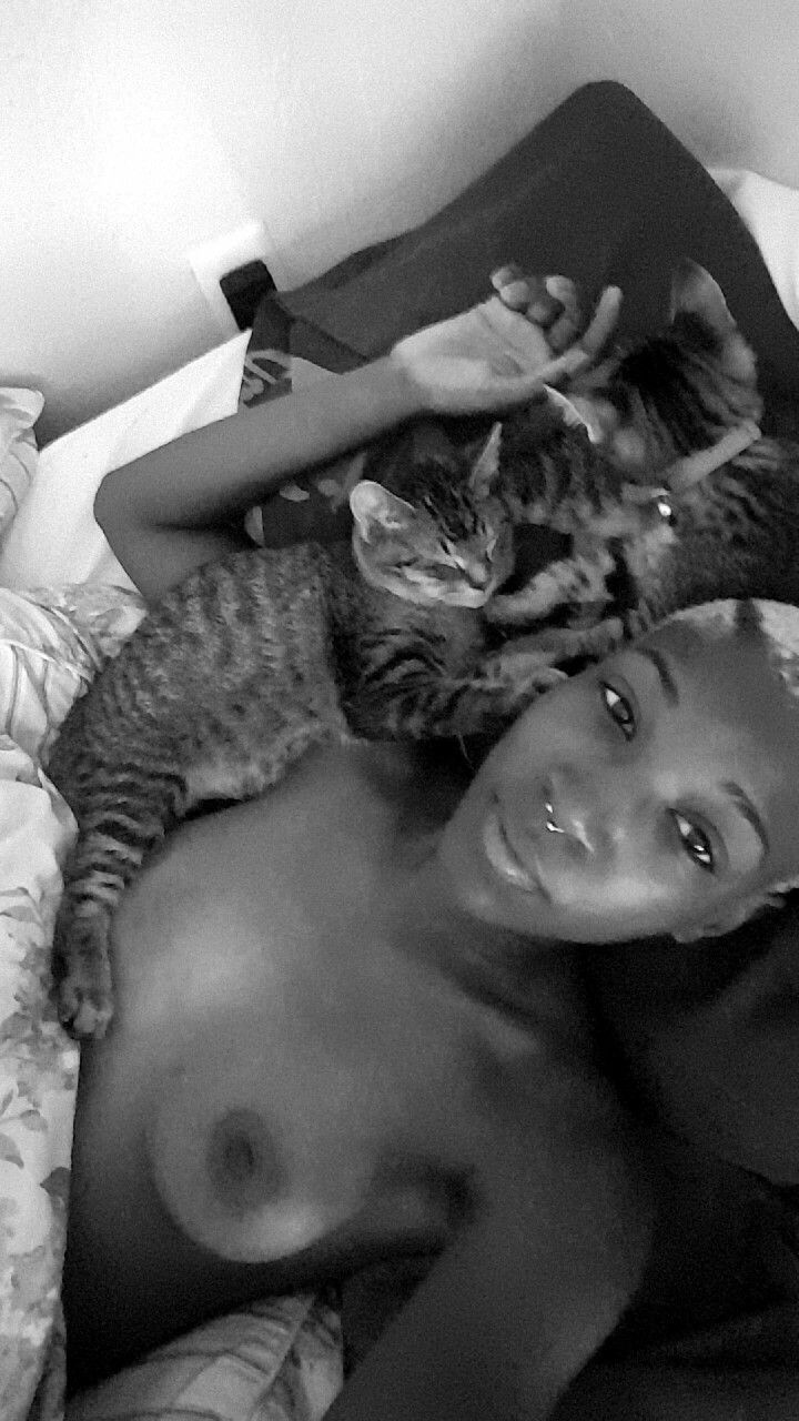 moustacheyoulequestion:  My mornings with Charlie and Beep