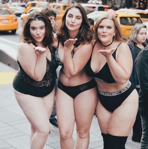 Porn Pics sweetsub41:  wetheurban:  Models of All Sizes