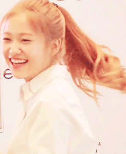 yeriprotectionsquad: when you ask a child to do aegyo…