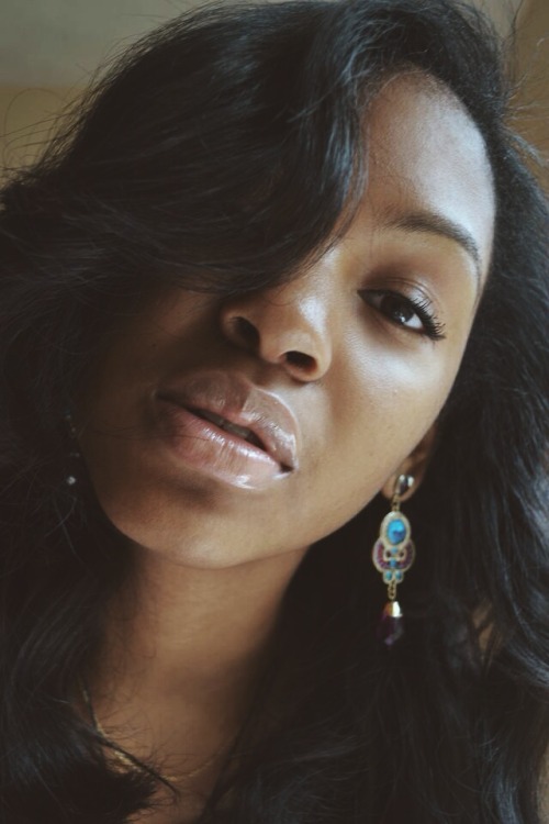 jaiking:  blackgirlsrpretty2:  retiredrebel.tumblr.com  Follow me at http://jaiking.tumblr.com/ You’ll be glad you did. 