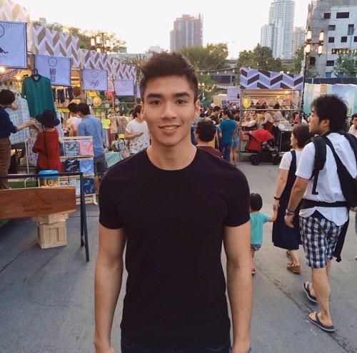 alrightmrpark: I found another Thailand guys and he’s super hot & sexy. He’s IG is @dust_ntk . 