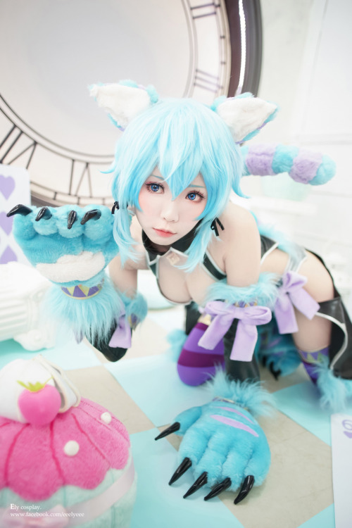 cosplayeverywhere:  Sword Art Online (ソードアート・オンライン) ~ Shino Asada (朝田 詩乃 - Sinon)