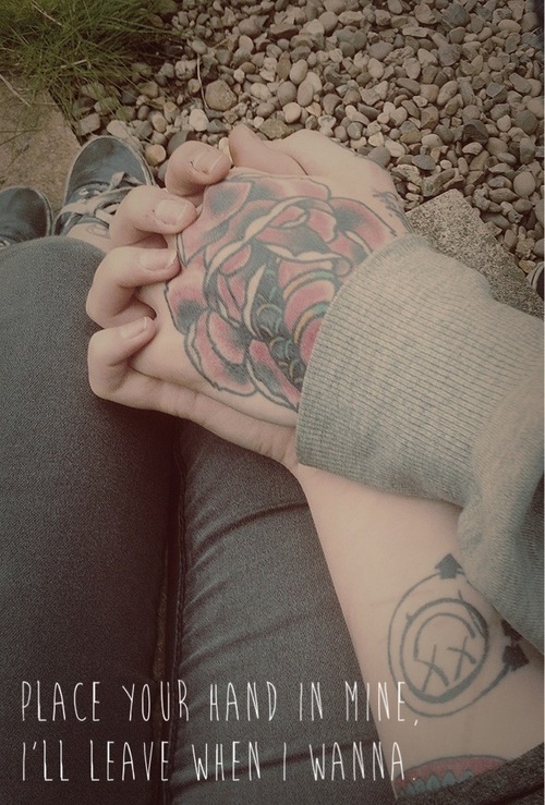 teenagepics:  If you’re a teen you must follow this blog. 