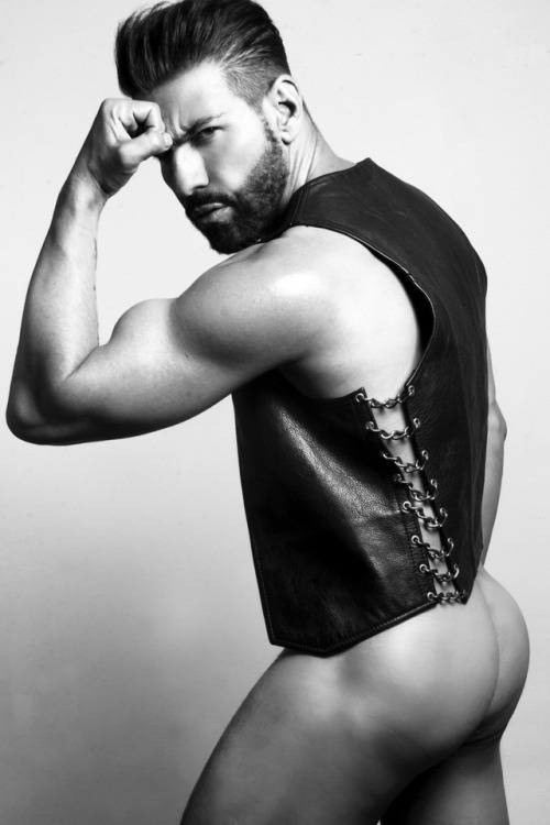 gregorynalbone:Gregory Nalbone by Balthier Corfi