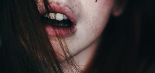 artmonia:  Shannon Peck – photographer from Norwich, England. 